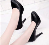 Pointed Toe Leather Pump for women