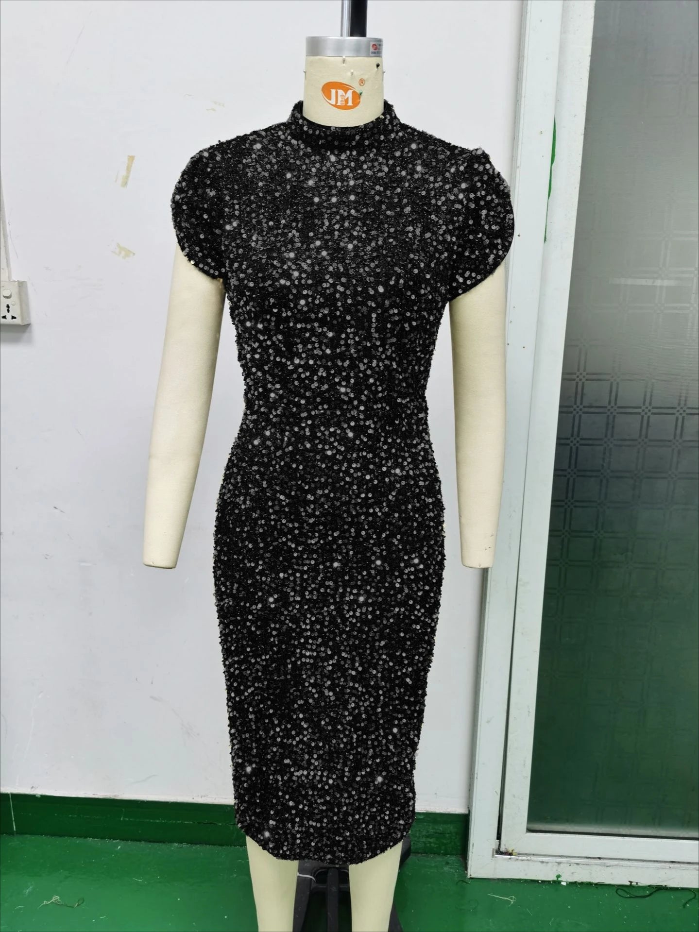 Half High Neck Short Sleeve Slim Fit Party Outfit