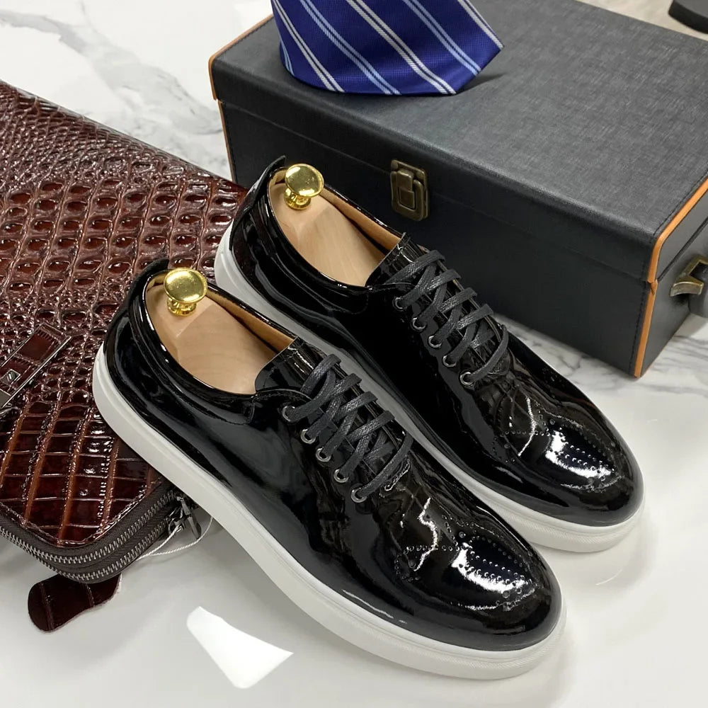 Trendsetting Luxury Casual Lace-Up Comfortable Sneakers