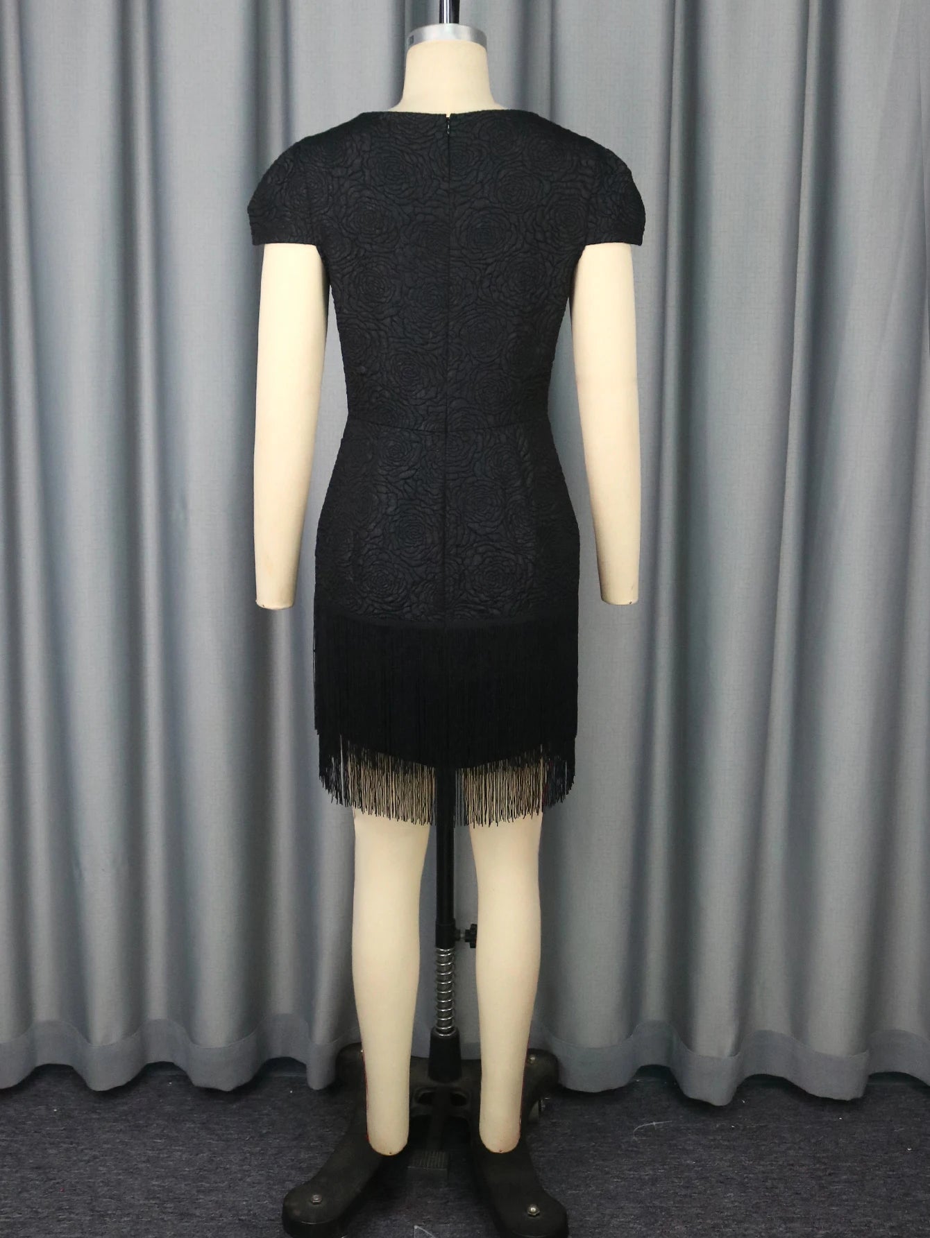 Floral Jacquard Knee-Length Fringe Hem Bodycon Dress