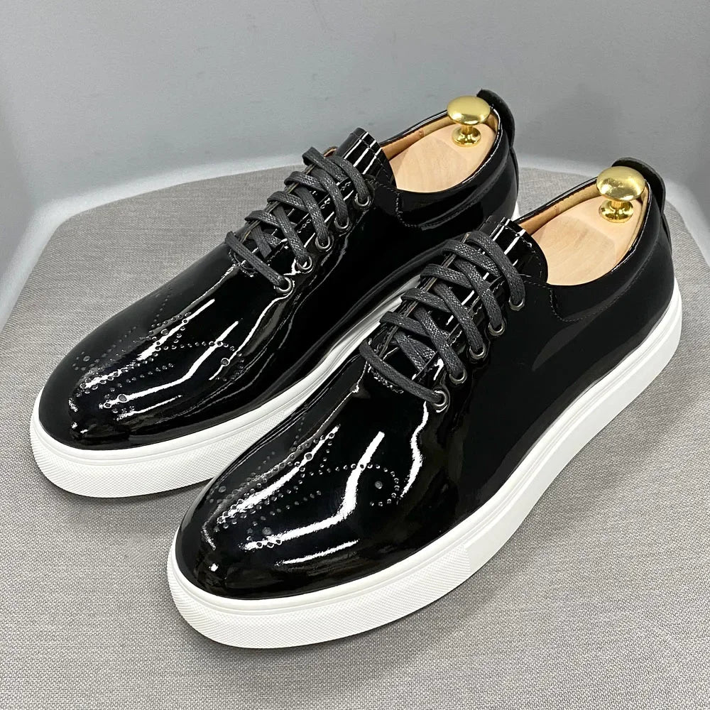 Trendsetting Luxury Casual Lace-Up Comfortable Sneakers