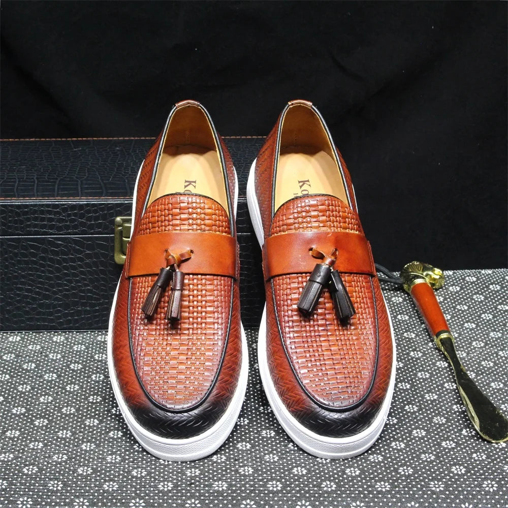 Classy Men's Flat Sole Tassel Loafers