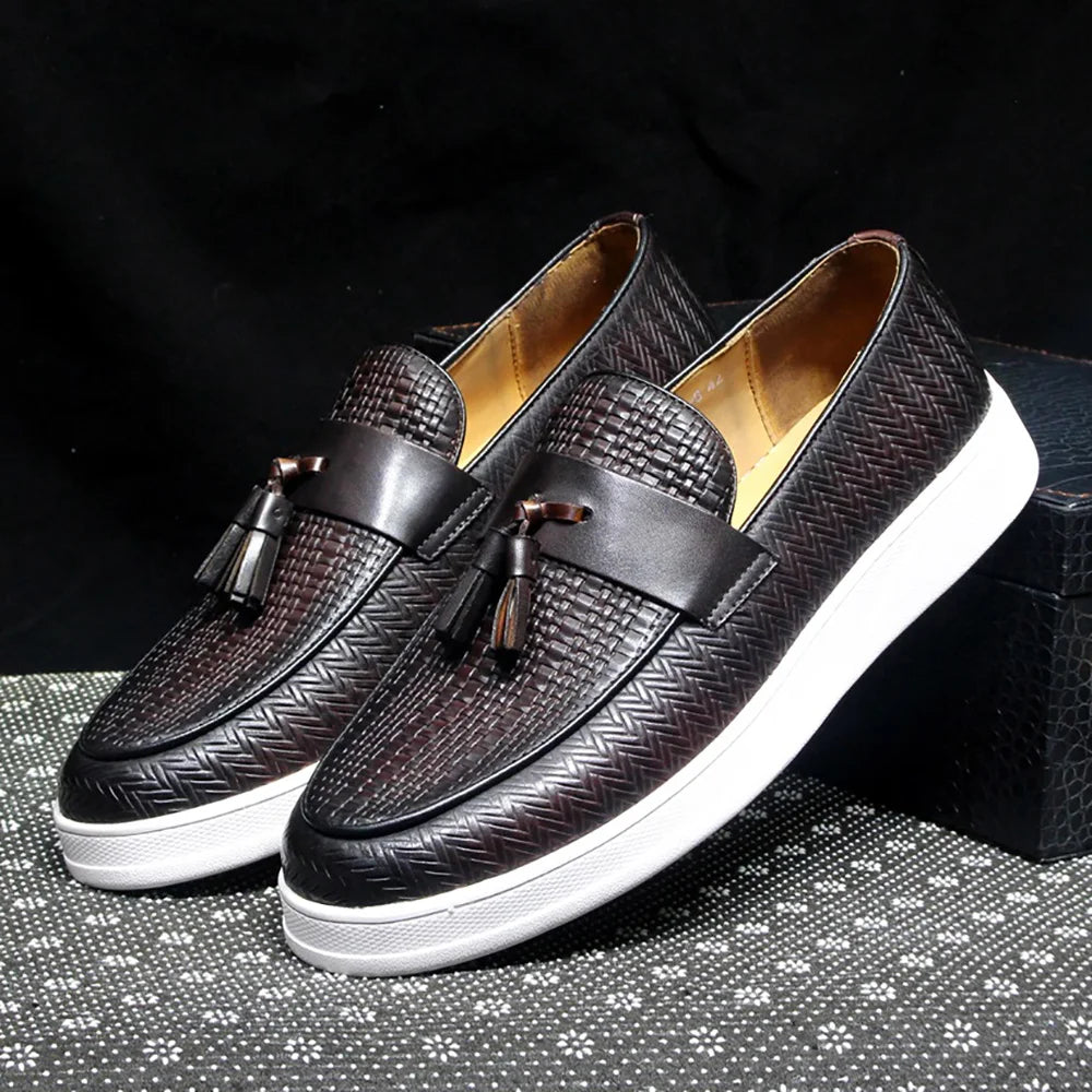 Classy Men's Flat Sole Tassel Loafers