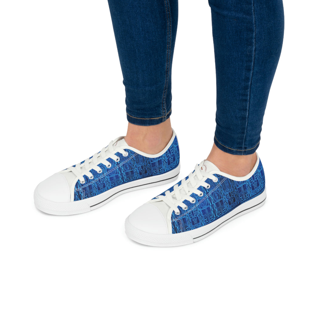 Women's West Traditional Fabric Low Top Sneakers