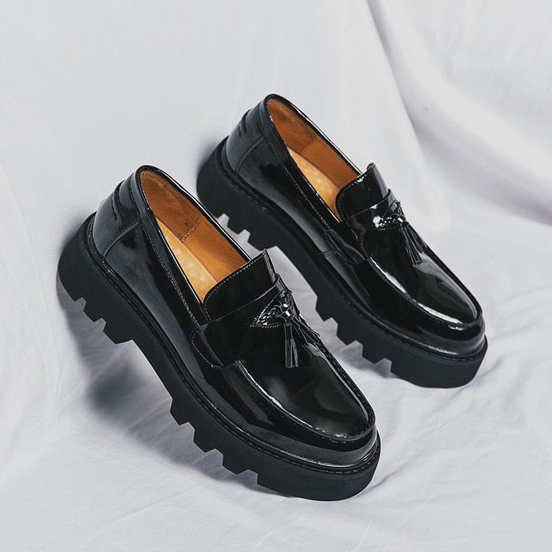Breathable Slip-On Tassels Casual Black Shoes